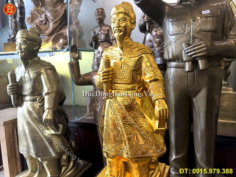 Tượng Trần Hưng Đạo Dát Vàng Cao 48cm