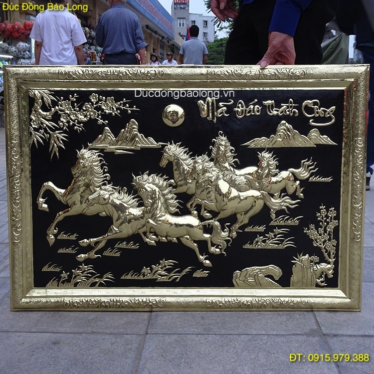 Tranh Bát Mã Khung Đồng dài 88cm x 61cm