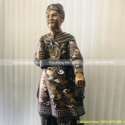 giá tượng trần quốc tuấn