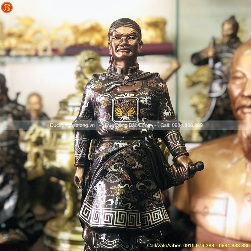 Tượng Vua Quang Trung cao 61cm khảm tam khí Đẹp