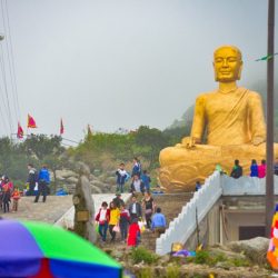 Tượng Phật Hoàng lớn nhất VN trên núi Yên Tử