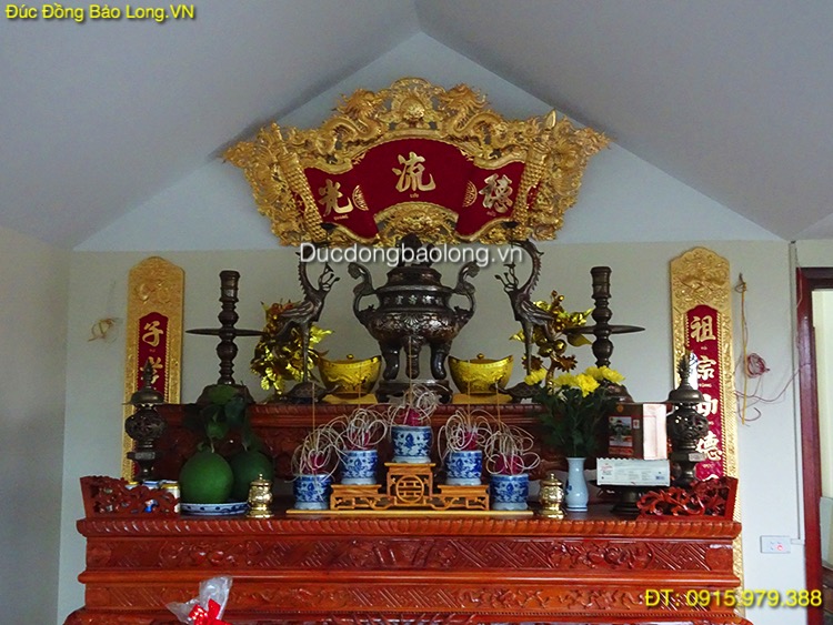 Bộ đồ thờ bằng đồng khảm tam khí cho khách hàng tại Lào Cai