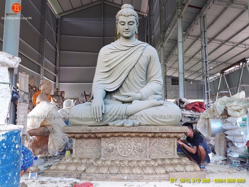 Đúc tượng Phật bằng đồng tại Nam Định