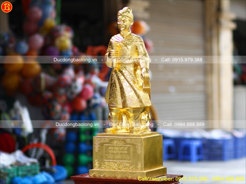 Tượng Trần Hưng Đạo Đồng Dát Vàng 9999 cao 90cm