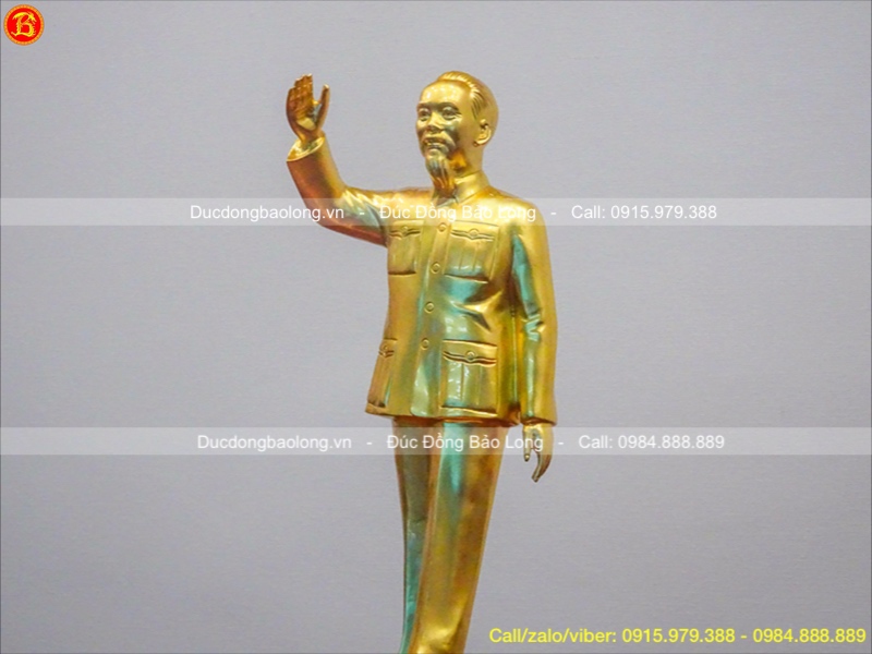 Tượng Đồng Bác Hồ Đứng Dát Vàng Vẫy Tay Chào 48cm