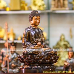 Tượng Phật Thích Ca lối Bắc tông có đặc điểm gì nổi bật?