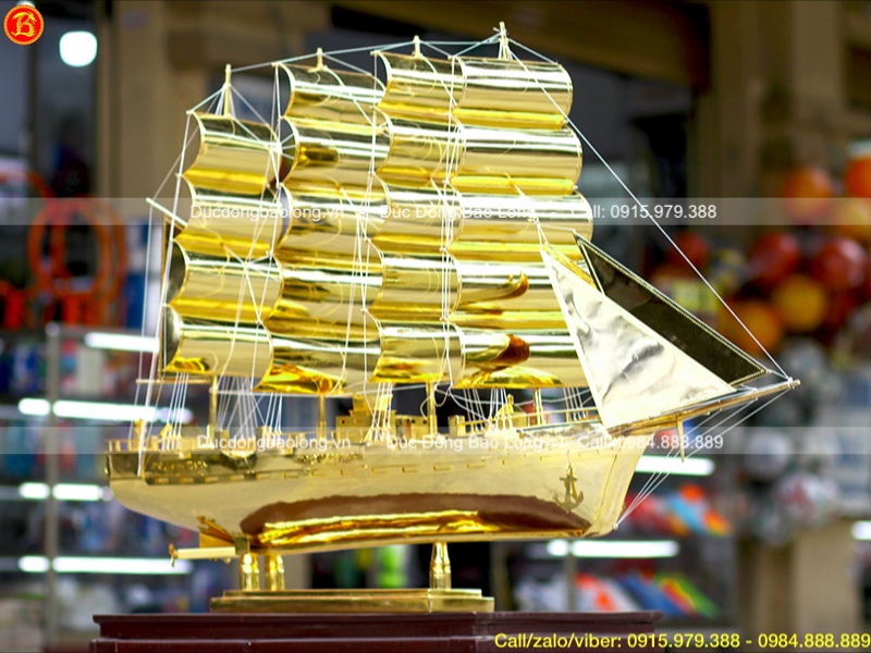 Mô hình thuyền buồm bằng đồng 127cm x 22cm x 85cm mạ vàng 24k