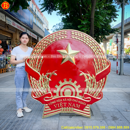 Quốc Huy bằng đồng cao 1m6 cho khách Tuyên Quang