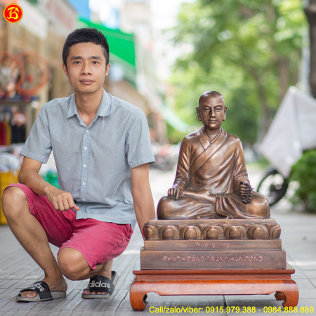 Tượng Phật Hoàng Trần Nhân Tông Cao 67cm Bằng Đồng