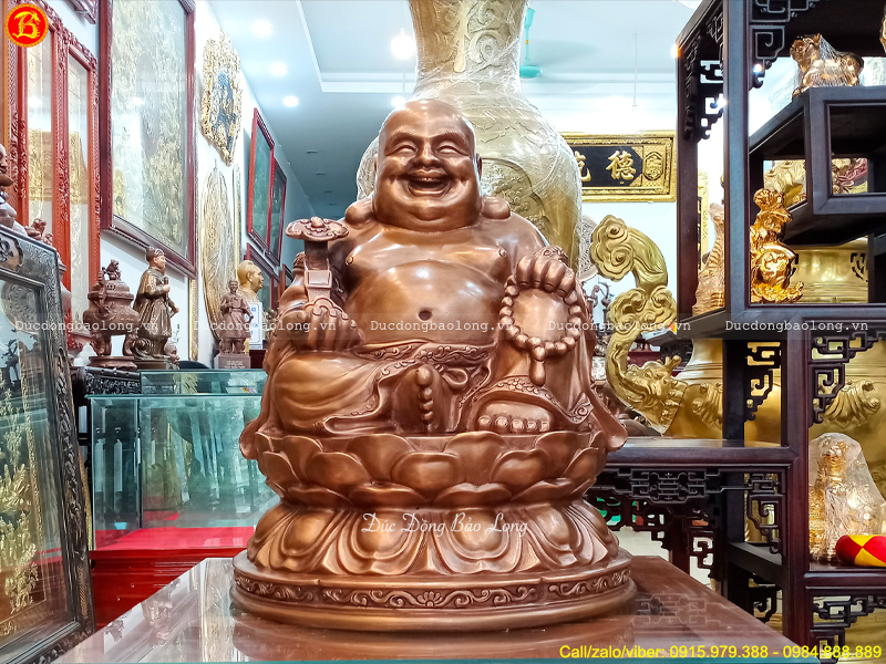 cơ sở tạc đúc tượng Phật Di Lặc 