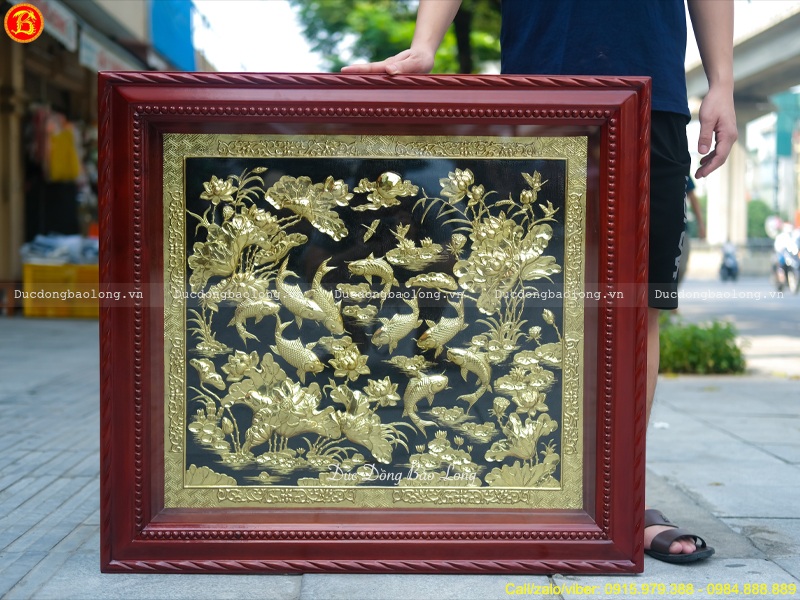 tranh Cá Chép Hoa Sen bằng đồng khổ vuông 81cm