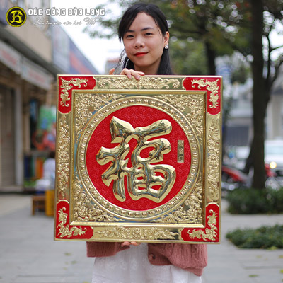 Tranh Chữ Phúc Tiếng Hán Nền Đỏ Khổ Vuông 55cm