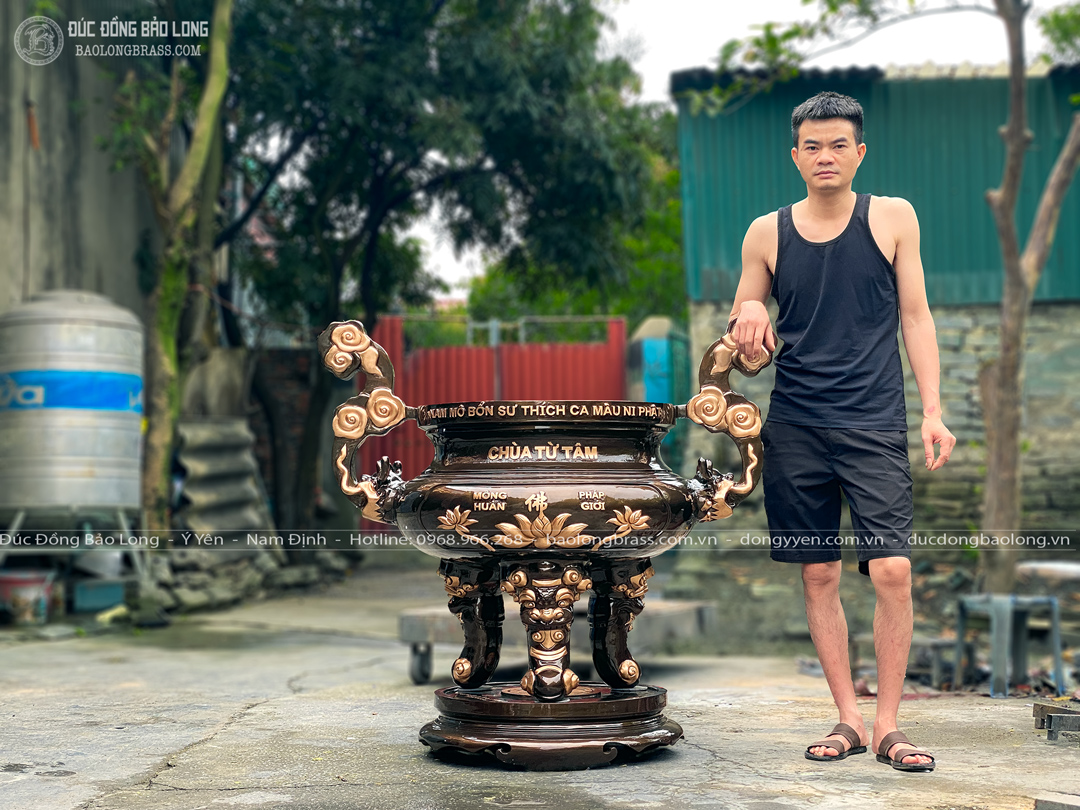 lư hương hoa sen bằng đồng đỏ 1m07 cho chùa ở Buôn Ma Thuột