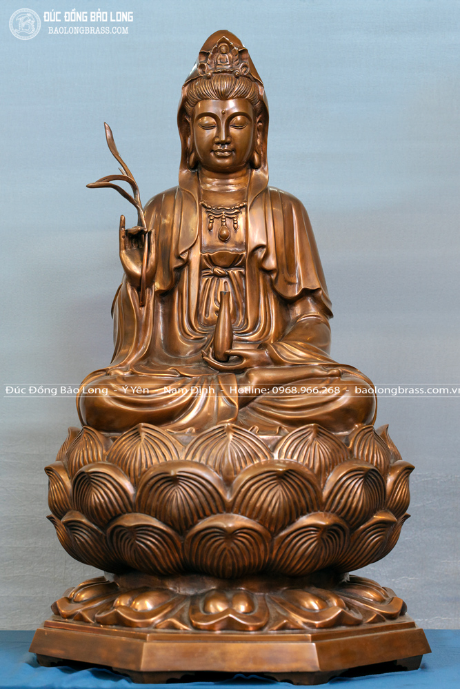 Tượng Phật Bà Quan Âm Ngồi Đài Sen Bằng Đồng Đỏ Màu Trầm Cổ Cao 81Cm