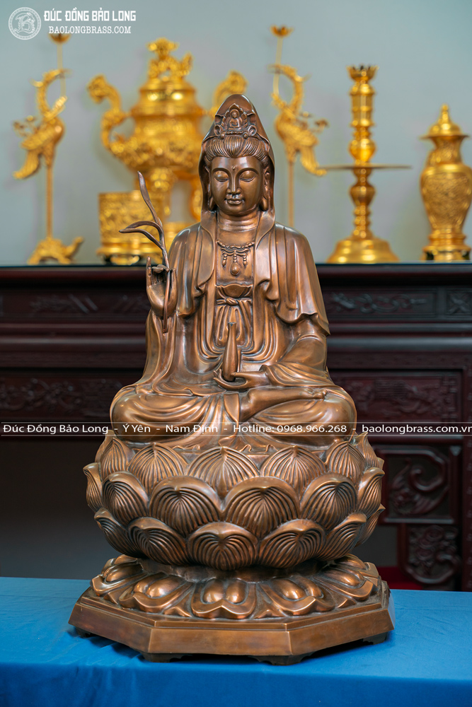 Tượng Phật Bà Quan Âm Ngồi Đài Sen Bằng Đồng Đỏ Màu Trầm Cổ Cao 81Cm