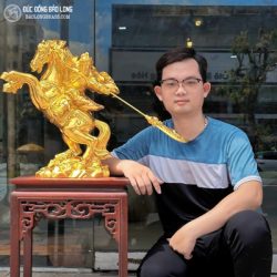 tượng quan công cưỡi ngựa vung đao bằng đồng dát vàng 9999 cao 50cm