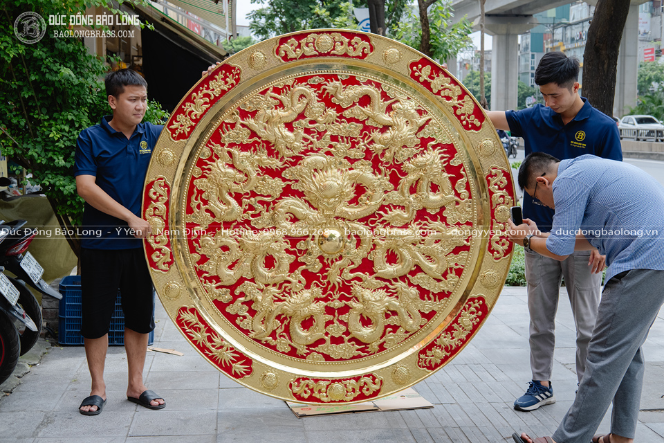 tranh mâm đồng Cửu Long quần tụ bằng đồng vàng đk 1m88
