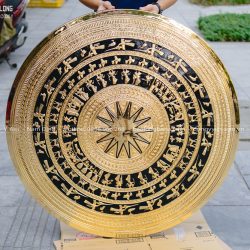 Mặt Trống Đồng Gò Chạm Mạ Vàng 24K Đường Kính 1m Tô Nền Đen