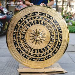 Mặt Trống Đồng Gò Chạm Mạ Vàng 24K Đường Kính 1m Tô Nền Đen