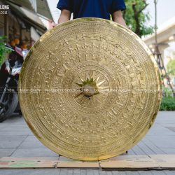 Mặt Trống Đồng Vàng Không Tô Nền Đường Kính 1m