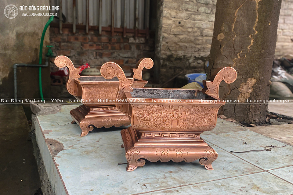 Bát Hương Đồng Hình Chữ Nhật Màu Trầm Cổ Cỡ 20Cm, 25Cm
