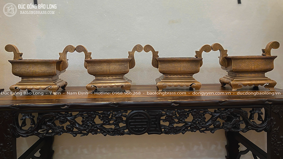Bát Hương Đồng Hình Chữ Nhật Màu Trầm Cổ Cỡ 20Cm, 25Cm