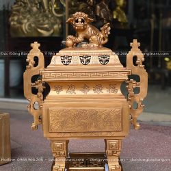 Đỉnh Đồng Vuông Tai Chiên Chạm Rồng Phượng Bằng Đồng Đỏ Màu Trầm Cổ Cao 60Cm