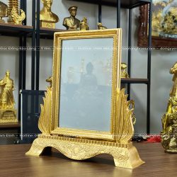 Khung Ảnh Thờ Đúc Bằng Đồng Đỏ Dát Vàng 9999 Cao 41Cm
