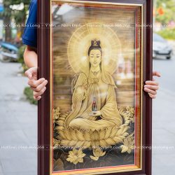 Tranh khắc Phật Bà Quan Âm bằng đồng kích thước 50cm x 80cm