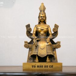 Tượng Âu Cơ Bằng Đồng Màu Trầm Cổ Cao 28Cm