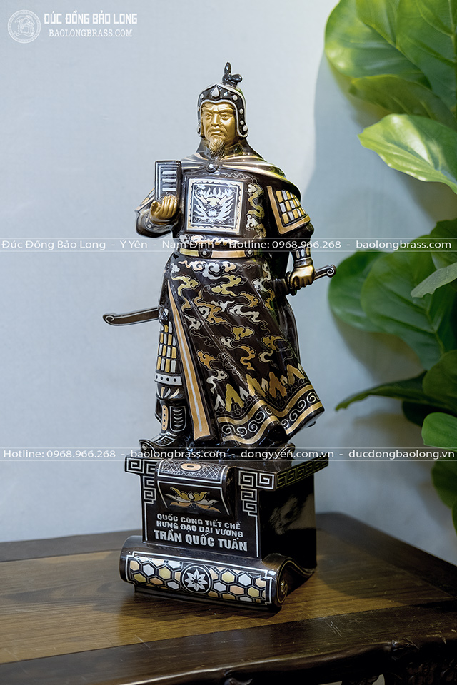Tượng Đồng Trần Quốc Tuấn Khảm Tam Khí Mẫu Mới Cao 48Cm