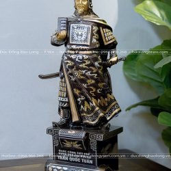 Tượng Đồng Trần Quốc Tuấn Khảm Tam Khí Mẫu Mới Cao 48Cm