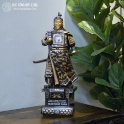 Tượng Đồng Trần Quốc Tuấn Khảm Tam Khí Mẫu Mới Cao 48Cm
