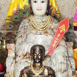 Tượng Linh Sơn Thánh Mẫu bằng đồng đỏ cao 61cm
