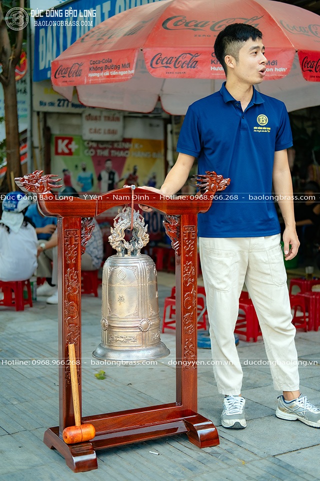 Chuông Đồng Nặng 22Kg Giá Treo Gỗ Lim