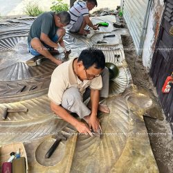 Huy hiệu Công An Nhân Dân bằng đồng vàng khổ 4m2 x 3m42