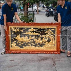 Tranh Mã Đáo Thành Công Bằng Đồng Dát Vàng 24K Khung Gỗ Gõ Đỏ Khổ 1m6 x 92cm