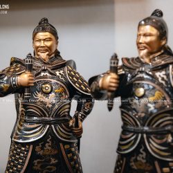 Tượng Trần Hưng Đạo - Trần Quốc Tuấn Đứng Bệ Thuyền Bằng Đồng Khảm Tam Khí Cao 48Cm