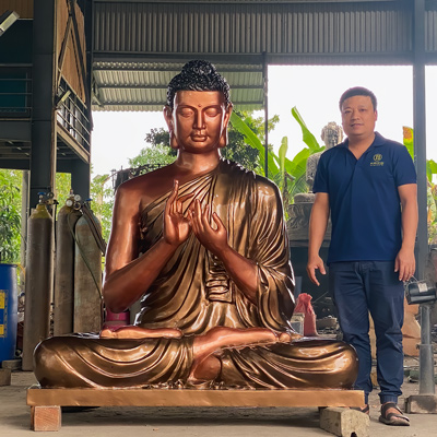 Tượng Phật Thích Ca ngồi bằng đồng đỏ cao 1m7