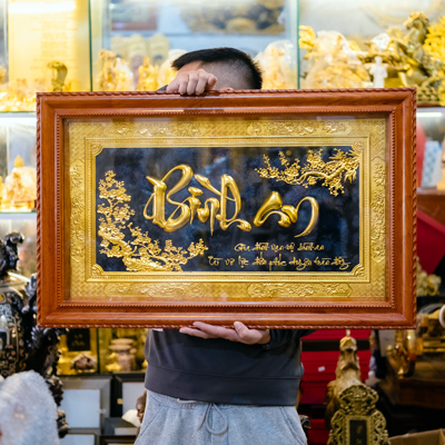 Tranh Chữ Bình An Mạ Vàng Khung Gỗ KT 50*80cm