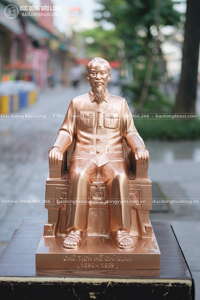 Tượng Bác Hồ Ngồi Ghế Ngai Bằng Đồng Đỏ Cao 42Cm