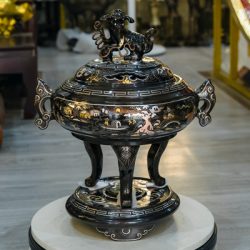 Lư xông trầm tai Cui bằng đồng khảm ngũ sắc cao 40cm