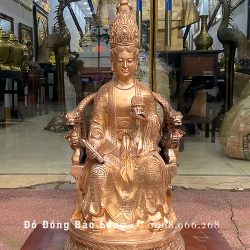 Tượng Mẫu Cửu Trùng Thiên bằng đồng đỏ dát vàng 24K cao 69cm