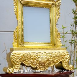 Khung ảnh thờ bằng đồng vàng cao 53cm