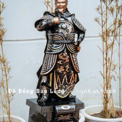 Tượng Trần Hưng Đạo đứng bệ thuyền bằng đồng khảm tam khí cao 61cm