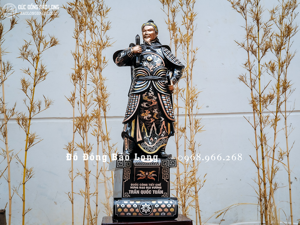 Tượng Trần Hưng Đạo Đứng Bệ Thuyền Bằng Đồng Khảm Tam Khí Cao 61Cm