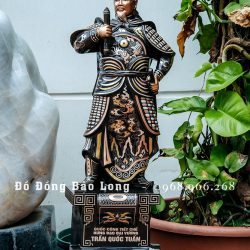 Tượng Trần Hưng Đạo đứng bệ thuyền bằng đồng khảm tam khí cao 61cm