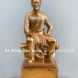 tượng Đại thi hào Nguyễn Du bằng đồng đỏ cao 81cm