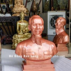 Tượng Bác Hồ bán thân bằng đồng đỏ cao 89cm để bục