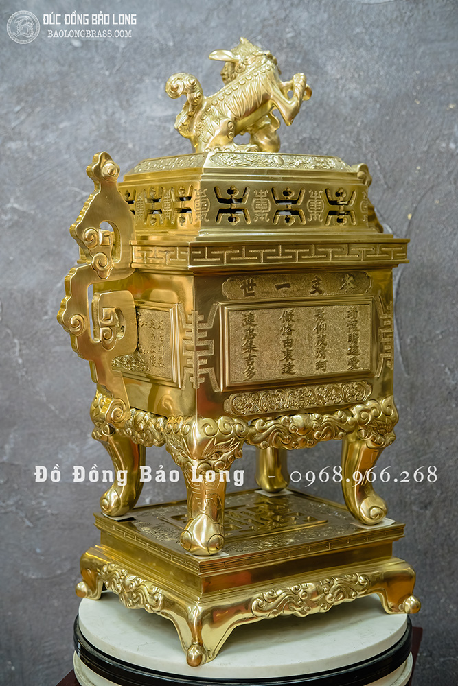 Đỉnh Vuông Tai Triện Bằng Đồng Vàng Catut Cao 60Cm